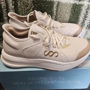 Saysh Women’s The Felix Running Shoes: Avalanche: New In Box: Size 7.5